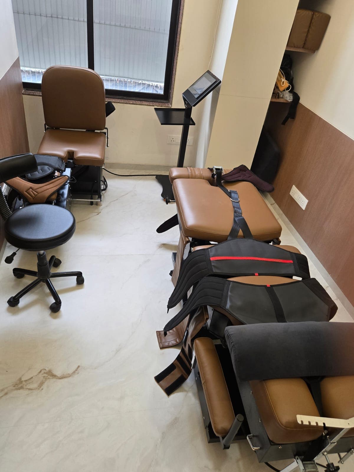 Chiropractic Treatment Bay